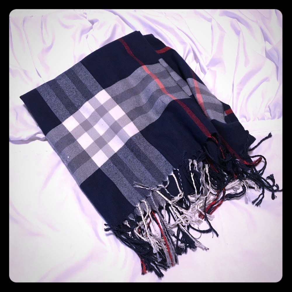 Plaid scarf